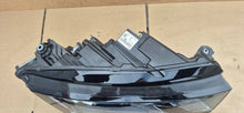 Laden Sie das Bild in den Galerie-Viewer, Frontscheinwerfer Skoda Octavia IV 5E4941036 Rechts Scheinwerfer Headlight SCH1807547142kg