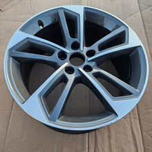 Load image into Gallery viewer, 1x Alufelge 18 Zoll 8.0" 5x112 40ET 8W0601025DL Audi A5 A4 Rim Wheel FEL2394719197xy