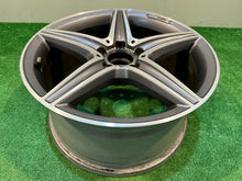 Laden Sie das Bild in den Galerie-Viewer, 1x Alufelge 18 Zoll 9.0" 5x112 49ET A2134011900 Mercedes-Benz W213 Rim Wheel FEL8200629660zi