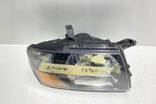 Laden Sie das Bild in den Galerie-Viewer, Frontscheinwerfer Mitsubishi Pajero III 10087420 Rechts Scheinwerfer Headlight