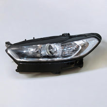 Laden Sie das Bild in den Galerie-Viewer, Frontscheinwerfer Ford Mondeo DS73-13W030-AE Links Scheinwerfer Headlight