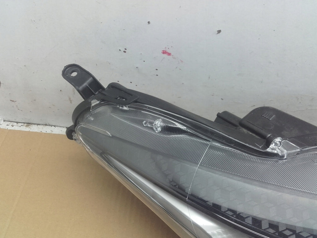 Frontscheinwerfer Toyota 4 Yaris 8115002K30 Full LED Rechts Headlight