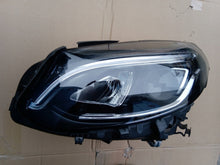 Laden Sie das Bild in den Galerie-Viewer, Frontscheinwerfer Mercedes-Benz W246 A2469062601 LED Links Headlight