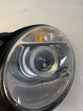 Laden Sie das Bild in den Galerie-Viewer, Frontscheinwerfer Mercedes-Benz W211 15435901 Links Scheinwerfer Headlight SCH2126325546pz