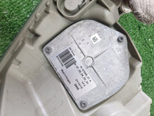 Load image into Gallery viewer, Frontscheinwerfer Volvo 89209031 90017084 Links Scheinwerfer Headlight SCH7409533914xs