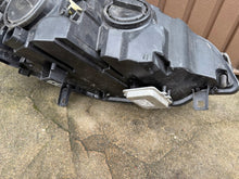 Load image into Gallery viewer, Frontscheinwerfer BMW E70 7161587 Xenon Links Scheinwerfer Headlight SCH6103831268rw