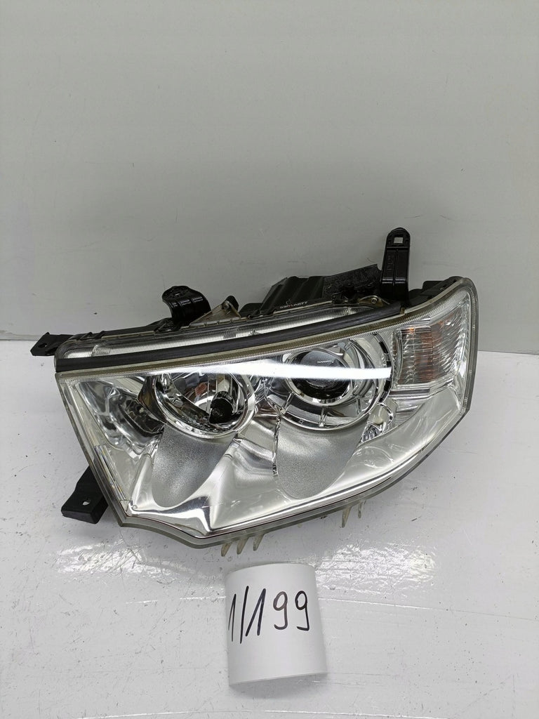 Frontscheinwerfer Mitsubishi Pajero I Sport II 8301A877 Links Headlight SCH1393163052vy