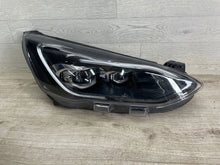 Laden Sie das Bild in den Galerie-Viewer, Frontscheinwerfer Ford Focus JX7B-13E016-AJ LED Rechts Scheinwerfer Headlight SCH2471120606ln