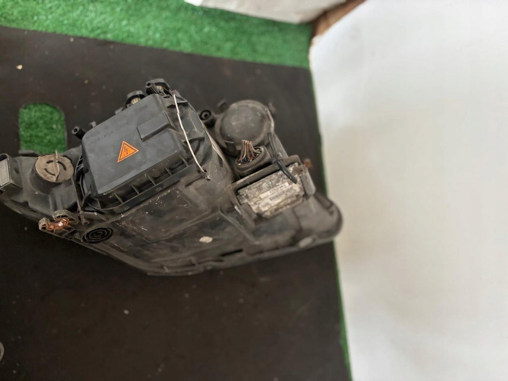 Frontscheinwerfer Seat Exeo 3R1941007E Xenon Ein Stück (Rechts oder Links)