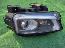 Load image into Gallery viewer, Frontscheinwerfer Hyundai Kona 92102-J9100 LED Rechts Scheinwerfer Headlight SCH3878068948mv