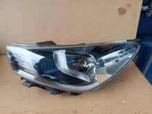 Load image into Gallery viewer, Frontscheinwerfer Kia Rio IV Links Scheinwerfer Headlight