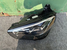 Laden Sie das Bild in den Galerie-Viewer, Frontscheinwerfer Mercedes-Benz W213 A2139066308 Links Scheinwerfer Headlight SCH6454412986cl