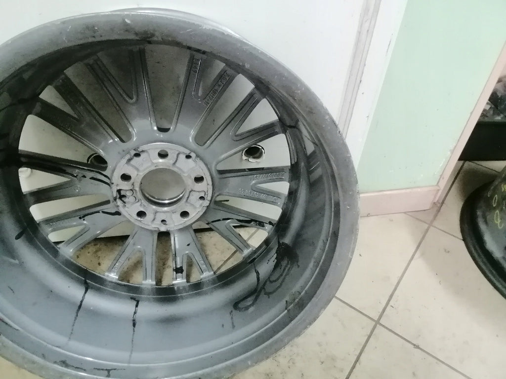 1x Alufelge 17 Zoll 7.5" 5x112 49ET Graphit A1774010600 Mercedes-Benz Cla