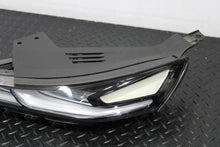 Laden Sie das Bild in den Galerie-Viewer, Frontscheinwerfer Hyundai Santa Fe 92207-S1000 LED Links Scheinwerfer Headlight SCH1348035730pf
