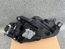 Laden Sie das Bild in den Galerie-Viewer, Frontscheinwerfer Skoda Superb I 3P1941015 Links Scheinwerfer Headlight SCH2273647250fm