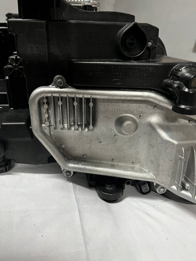 Frontscheinwerfer VW Caddy 2K8941035N Ein Stück (Rechts oder Links) Headlight SCH8042437026kz