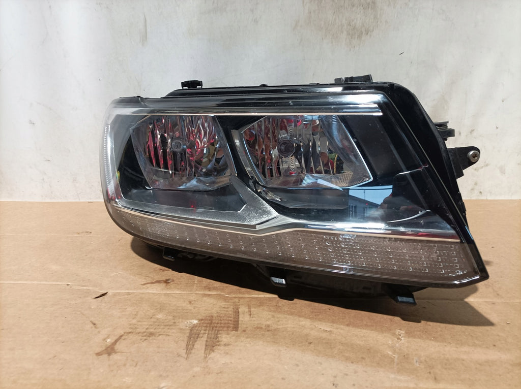 Frontscheinwerfer VW Tiguan 5NB941006B Halogen Rechts Scheinwerfer Headlight