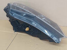 Laden Sie das Bild in den Galerie-Viewer, Frontscheinwerfer Skoda Superb III 3V1941016A Rechts Scheinwerfer Headlight SCH5280331266zd