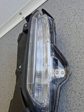 Laden Sie das Bild in den Galerie-Viewer, Frontscheinwerfer Toyota Yaris Cross 0D317KOD Links Scheinwerfer Headlight SCH3620978867le