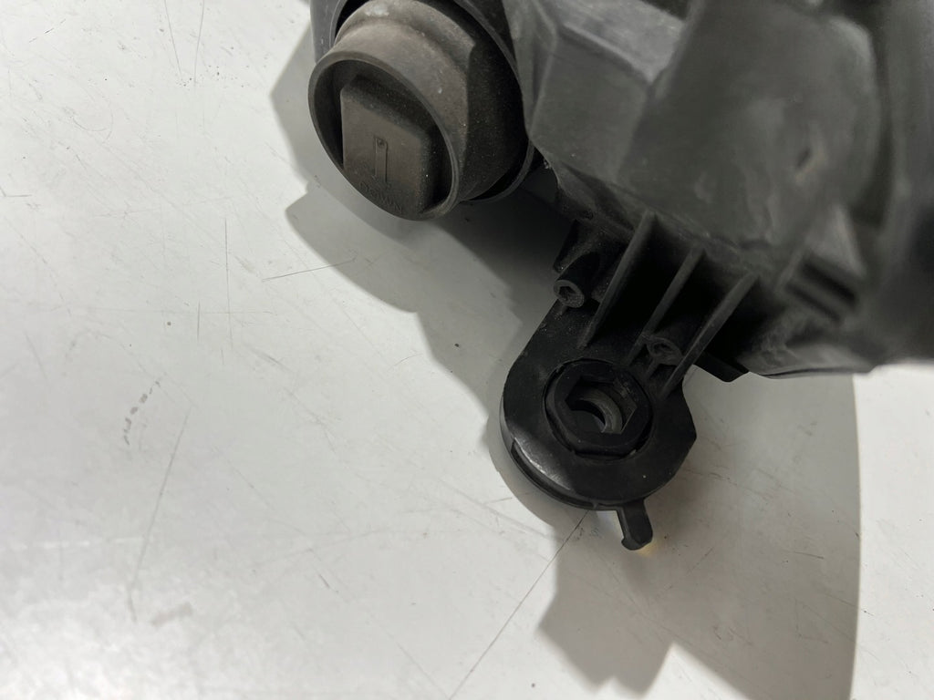 Frontscheinwerfer Audi A4 8W0941011 LED Ein Stück (Rechts oder Links) Headlight