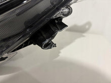 Laden Sie das Bild in den Galerie-Viewer, Frontscheinwerfer Toyota V LED Links Scheinwerfer Headlight SCH8683571983np