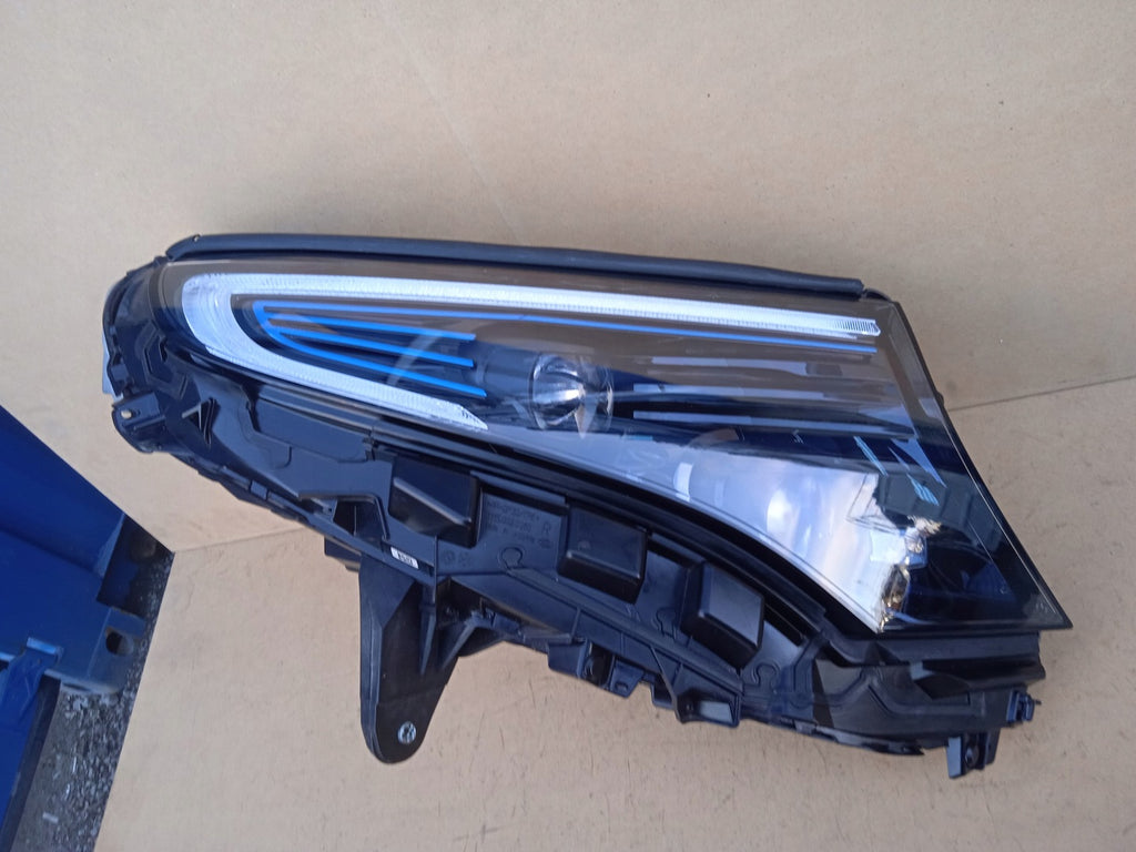 Frontscheinwerfer Mercedes-Benz Eqc A2939062801 FULL LED Rechts Headlight