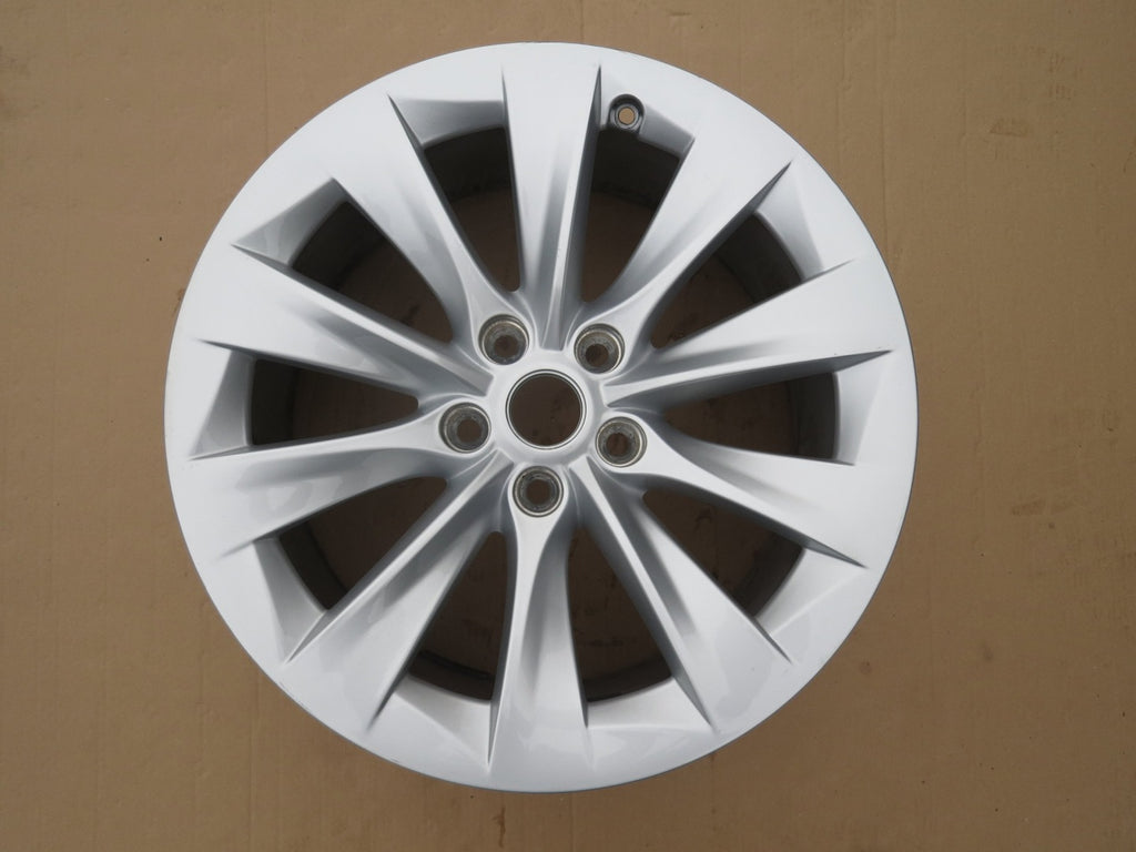 1x Alufelge 19 Zoll 8.0" 5x120 Tesla X Rim Wheel FEL6863557009lj