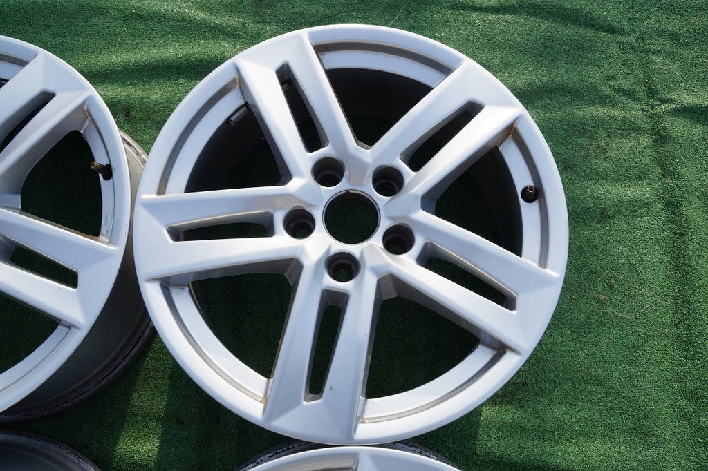 4x Alufelge 17 Zoll 7.0" 5x112 42ET Glanz Silber 8W0601025P Audi A4 B9 Rim Wheel FEL2819009658rd