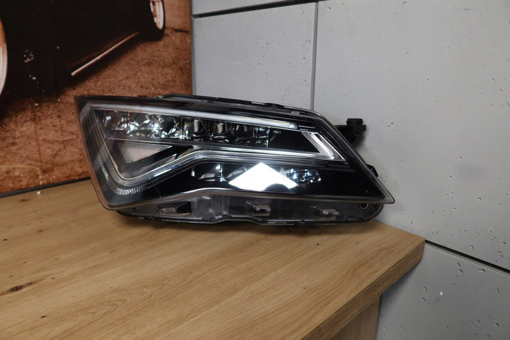 Frontscheinwerfer Seat Ateca 576941008F LED Rechts Scheinwerfer Headlight