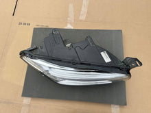 Laden Sie das Bild in den Galerie-Viewer, Frontscheinwerfer Volvo Xc90 32228689 Vorderseite Scheinwerfer Headlight SCH5469268422un