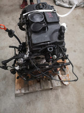 Load image into Gallery viewer, Motor VW Passat BMR 2.0 TDI 170PS 125kW 116TKm Diesel Engine Unkomplett