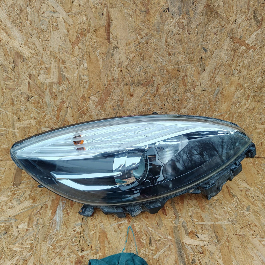 Frontscheinwerfer Renault Grand III Scenic 260106928R Rechts Headlight SCH7052631316fq