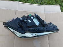 Laden Sie das Bild in den Galerie-Viewer, Frontscheinwerfer BMW 5 G31 G30 5A388C8-03 Rechts Scheinwerfer Headlight SCH3389144632za
