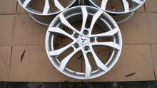 Laden Sie das Bild in den Galerie-Viewer, 1x Alufelge 18 Zoll 7.5&quot; 5x114.3 39ET Mitsubishi Rim Wheel