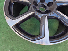 Laden Sie das Bild in den Galerie-Viewer, 1x Alufelge 19 Zoll 5x112 83A601025BB Audi Q3 Rim Wheel FEL7847625260lk