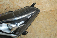 Load image into Gallery viewer, Frontscheinwerfer Toyota Yaris Links Scheinwerfer Headlight