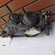 Laden Sie das Bild in den Galerie-Viewer, Frontscheinwerfer Saab 9-3 93 Xenon Rechts Scheinwerfer Headlight