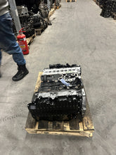 Laden Sie das Bild in den Galerie-Viewer, Motor Seat Skoda VW DSTB DST 2.0 TDI 150PS 110kW 29TKm 2010 Diesel Unkomplett