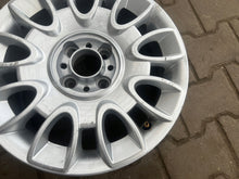 Laden Sie das Bild in den Galerie-Viewer, 1x Alufelge 15 Zoll 6.0&quot; 4x98 35ET Glanz Silber 50901666 Fiat 500 Rim Wheel