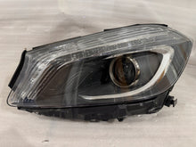 Laden Sie das Bild in den Galerie-Viewer, Frontscheinwerfer Mercedes-Benz W176 A1768201161 Xenon Links Headlight SCH3760243405nn