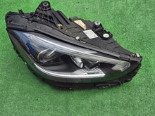 Laden Sie das Bild in den Galerie-Viewer, Frontscheinwerfer Mercedes-Benz W206 A2069063003 Full LED Rechts Headlight SCH8636928287bt