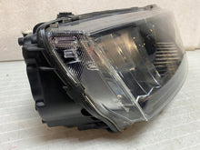 Load image into Gallery viewer, Frontscheinwerfer Skoda Octavia III 5E1941016B Xenon Rechts Headlight SCH1327809781so