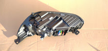 Laden Sie das Bild in den Galerie-Viewer, Frontscheinwerfer Ford Focus NX7B-13E016-AK LED Rechts Scheinwerfer Headlight SCH5226650911fp