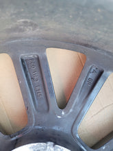 Laden Sie das Bild in den Galerie-Viewer, 1x Alufelge 18 Zoll 7.0&quot; 5x114.3 45ET Glanz Grau 38101875 Mazda Rim Wheel