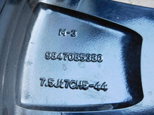 Load image into Gallery viewer, 1x Alufelge 17 Zoll 7.5" 5x108 44ET Glanz Silber 9847065380 Opel Astra L 308 I FEL4095966422no