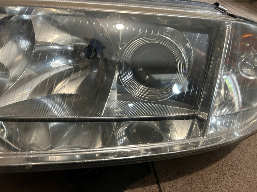 Frontscheinwerfer Audi A6 Xenon Links Scheinwerfer Headlight