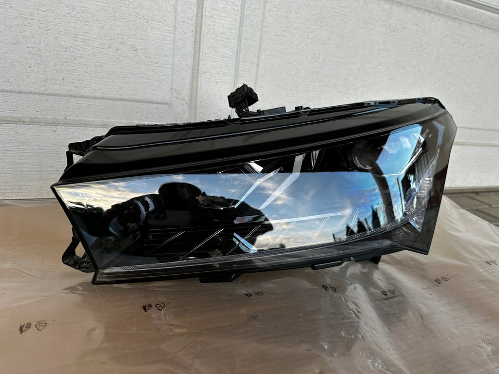 Frontscheinwerfer Skoda Enyaq 5LB941015A LED Links Scheinwerfer Headlight