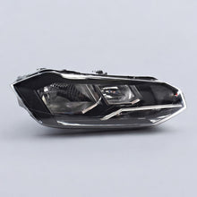 Laden Sie das Bild in den Galerie-Viewer, Frontscheinwerfer VW Polo 2G1941006 LED Rechts Scheinwerfer Headlight