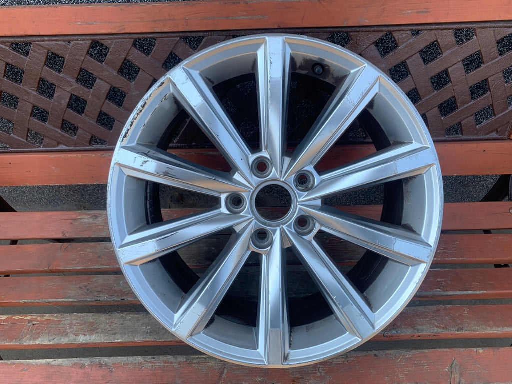 1x Alufelge 17 Zoll 7.0" 5x112 40ET Glanz Silber 3G0601025BP VW Passat B8