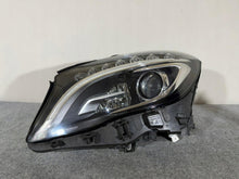 Laden Sie das Bild in den Galerie-Viewer, Frontscheinwerfer Mercedes-Benz Gla A1569062300 Links Scheinwerfer Headlight SCH5905544135rg